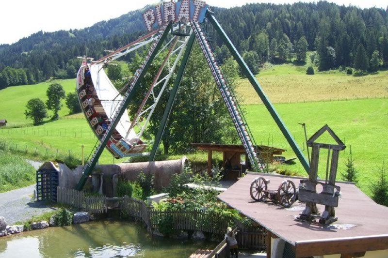 Piratenschip-Familienland-Pillereseetal